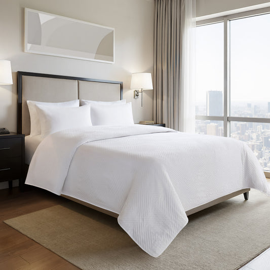 Jacquard Essential Lark Coverlet Case Pack 12