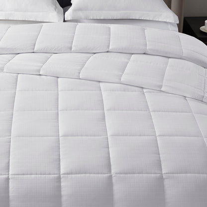 Microfiber Everlux Blanket Case Pack 2