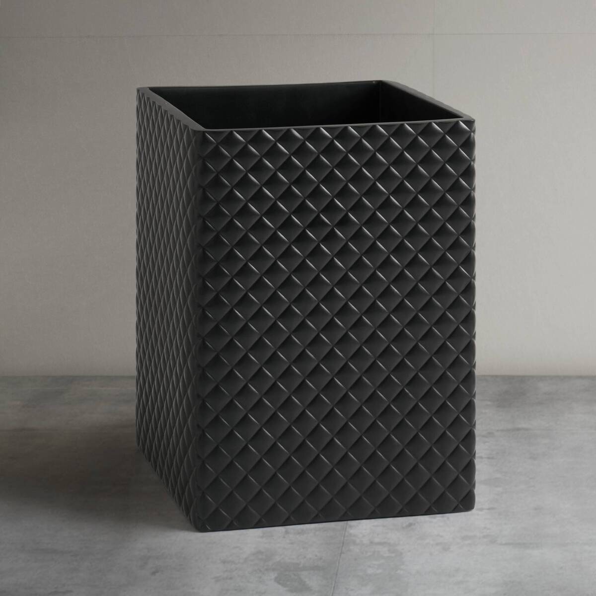 Resin Waste Basket Case Pack 6